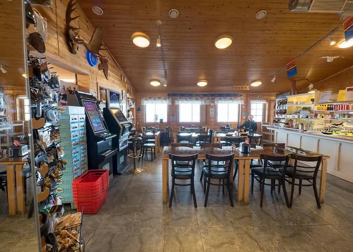 Aajatieva Wilderness & Dağ evi Leppäjärvi